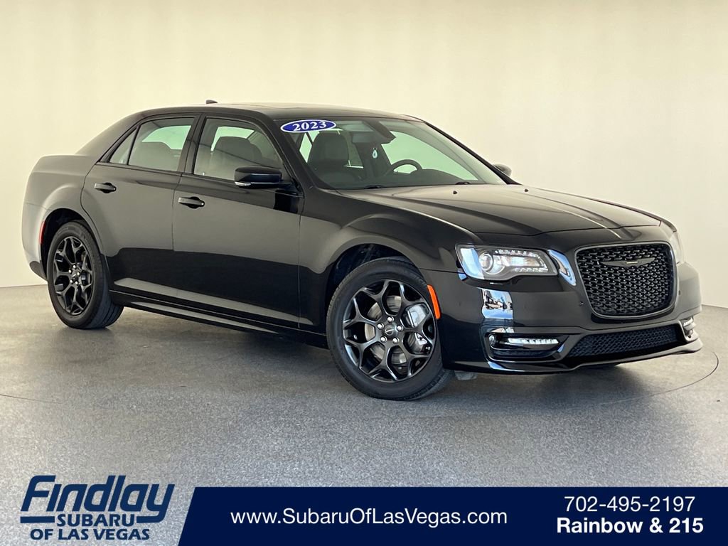 Used 2023 Chrysler 300 Touring L w/ Popular Equipment Group image 1