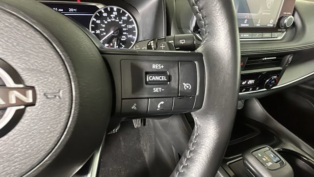 Used 2022 Nissan Rogue S FWD image 17