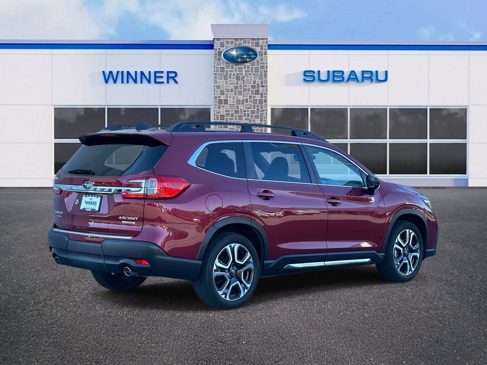 Used 2024 Subaru Ascent Limited w/ Technology Package AWD/4WD image 5
