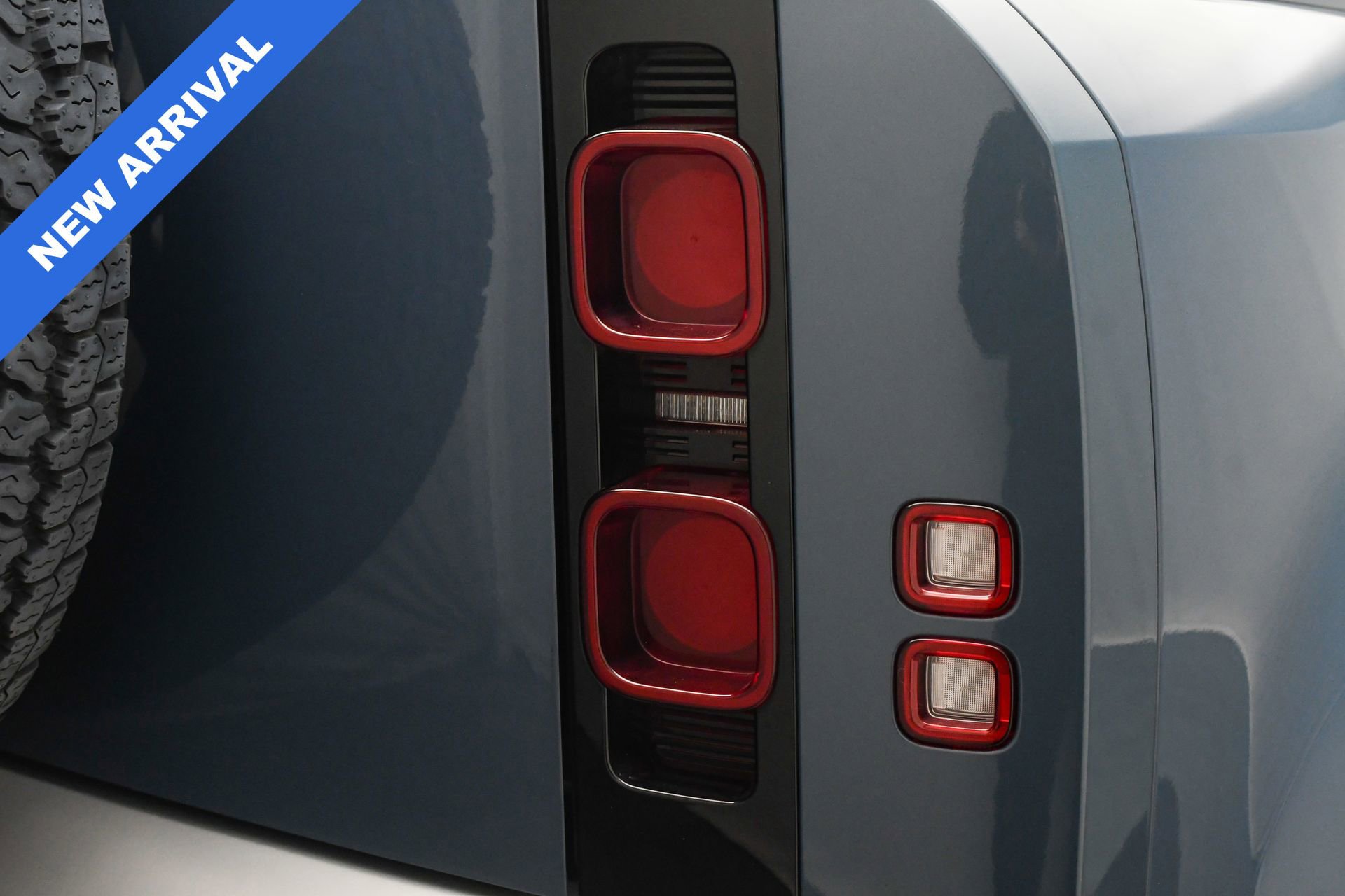 Used 2024 Land Rover Defender 110 S image 23