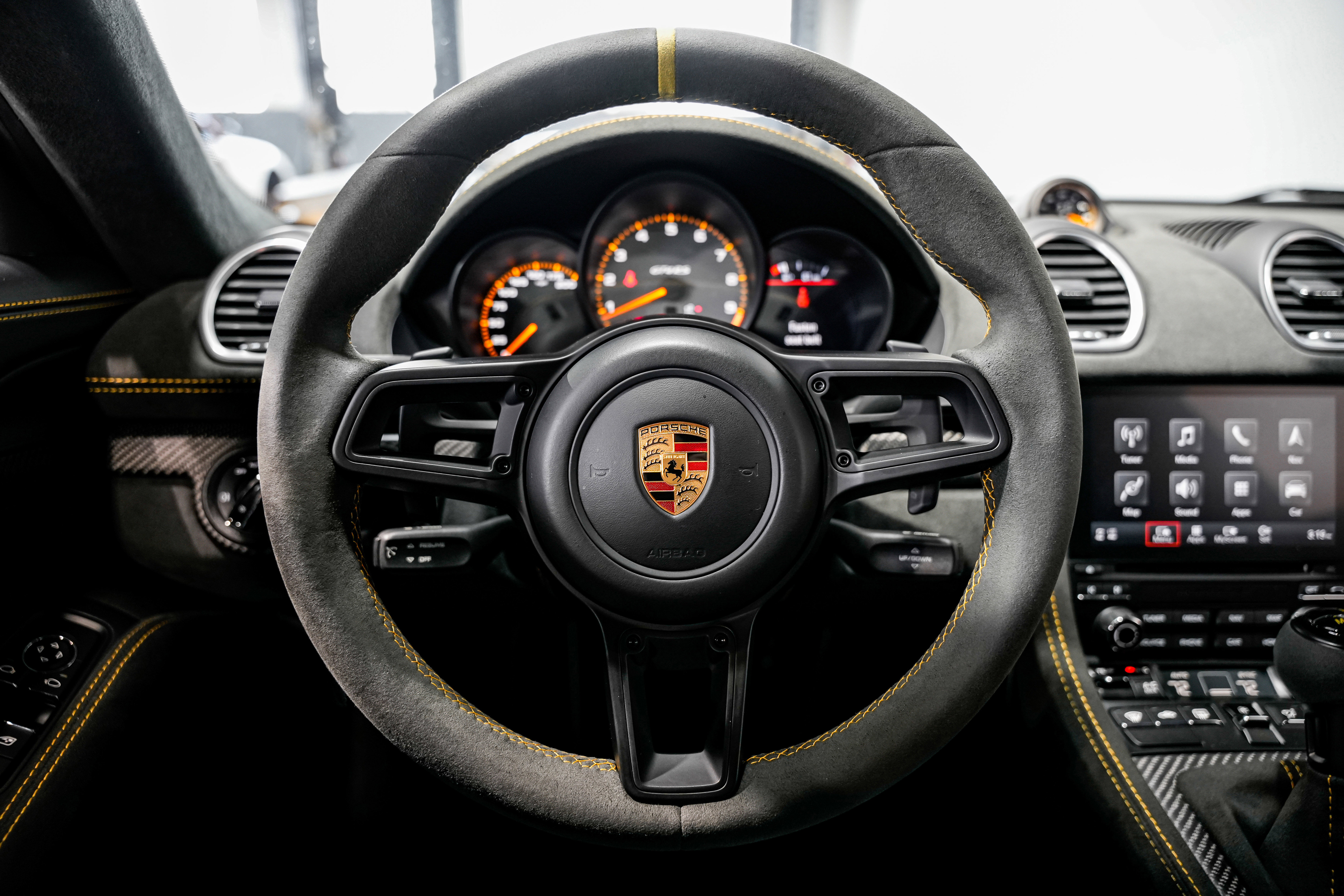 Used 2023 Porsche 718 Cayman GT4 RS RWD image 10