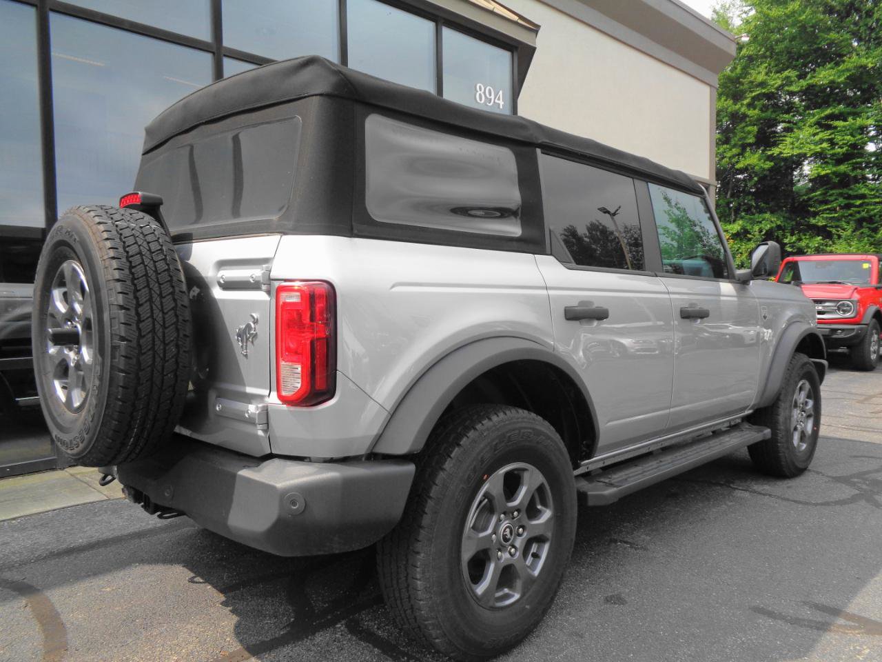 Used 2022 Ford Bronco Big Bend image 5