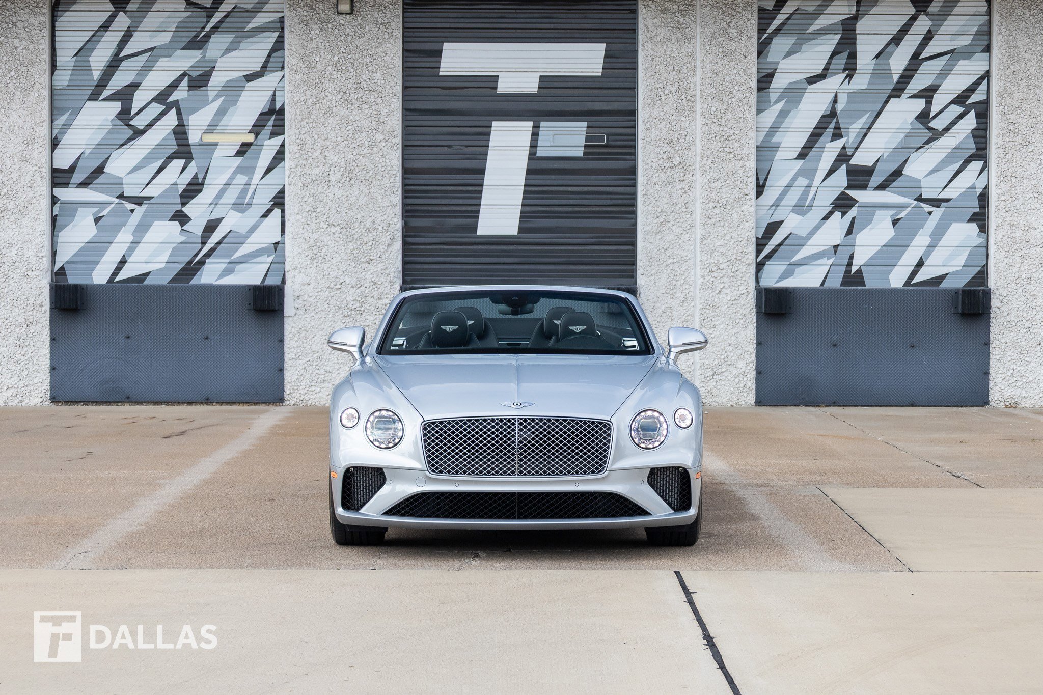 Used 2023 Bentley Continental GT V8 image 3