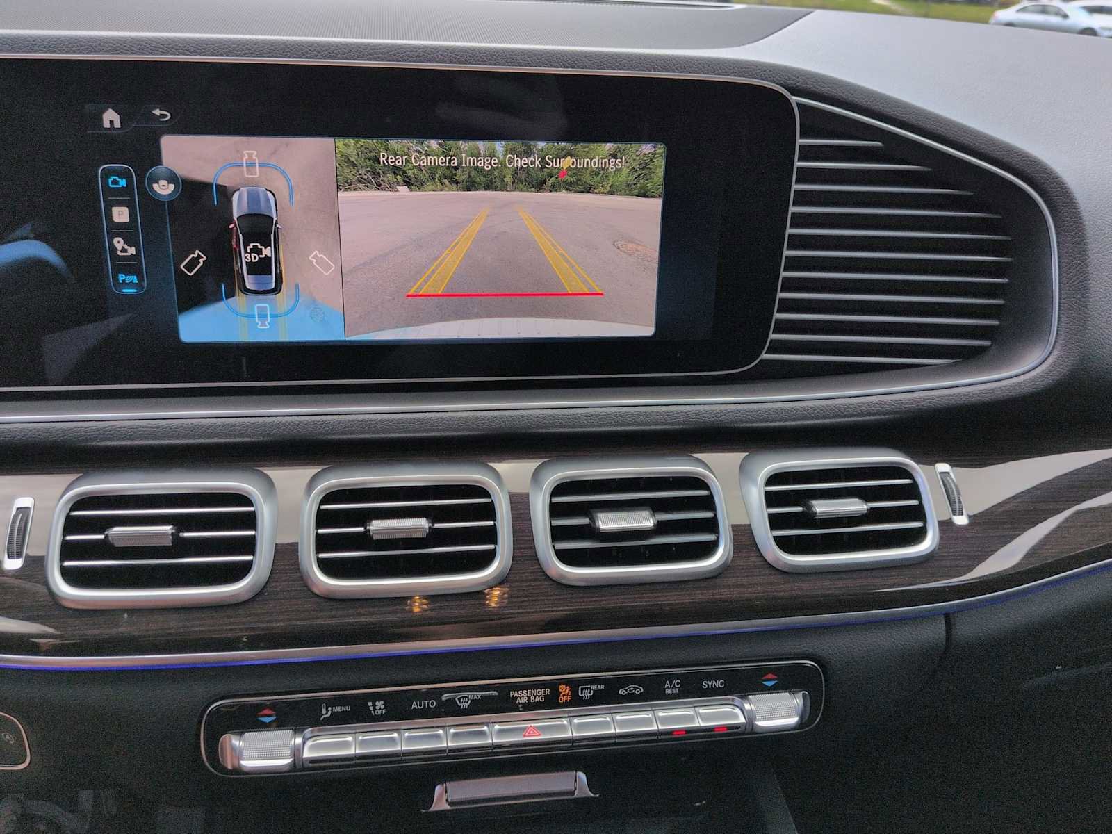 Used 2025 Mercedes-Benz GLE 350 4MATIC image 30