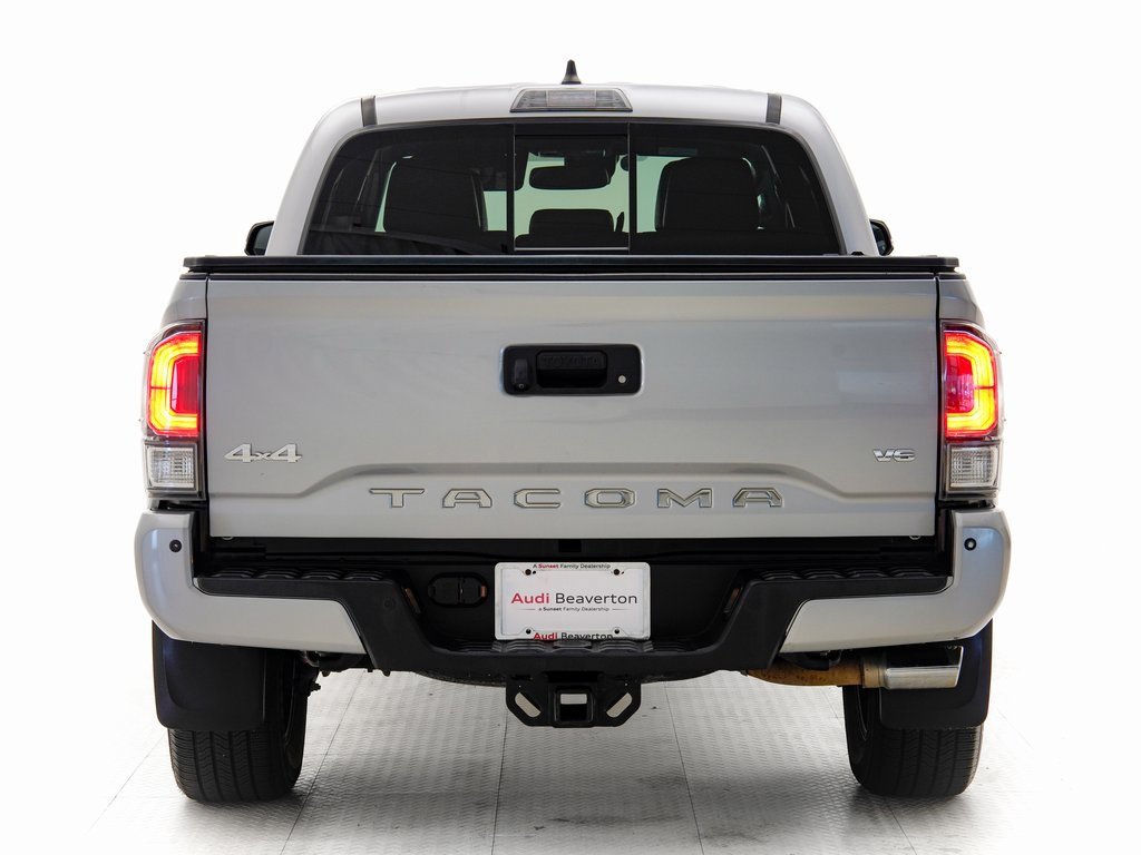 Used 2021 Toyota Tacoma Limited image 32