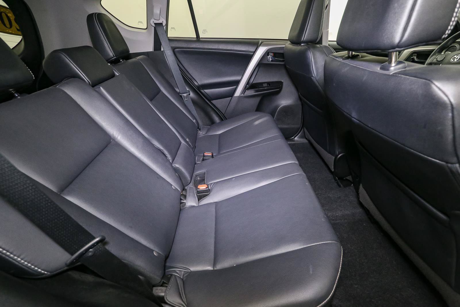 Used 2018 Toyota RAV4 Limited w/ Advanced Technology Package AWD/4WD image 22