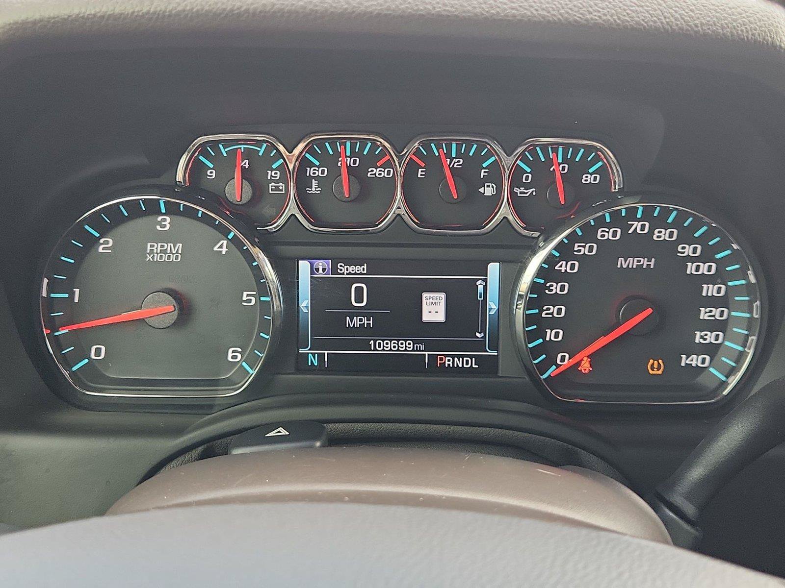 Used 2019 Chevrolet Suburban LT RWD image 12
