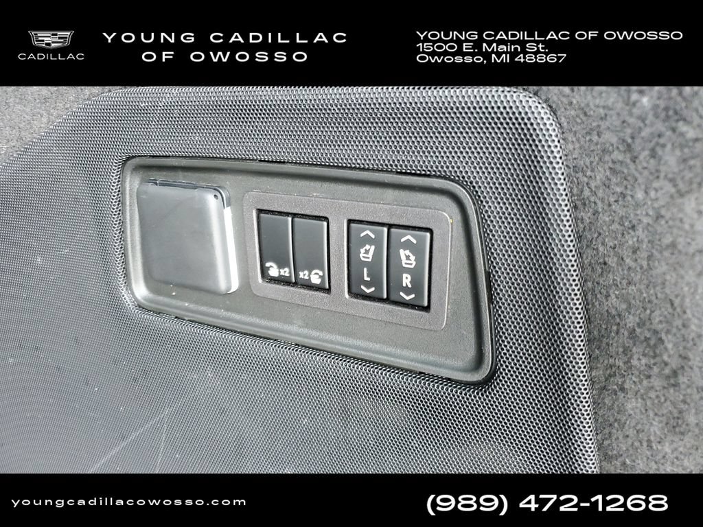 Certified 2024 Cadillac Escalade Premium Luxury w/ Performance Package AWD/4WD image 33