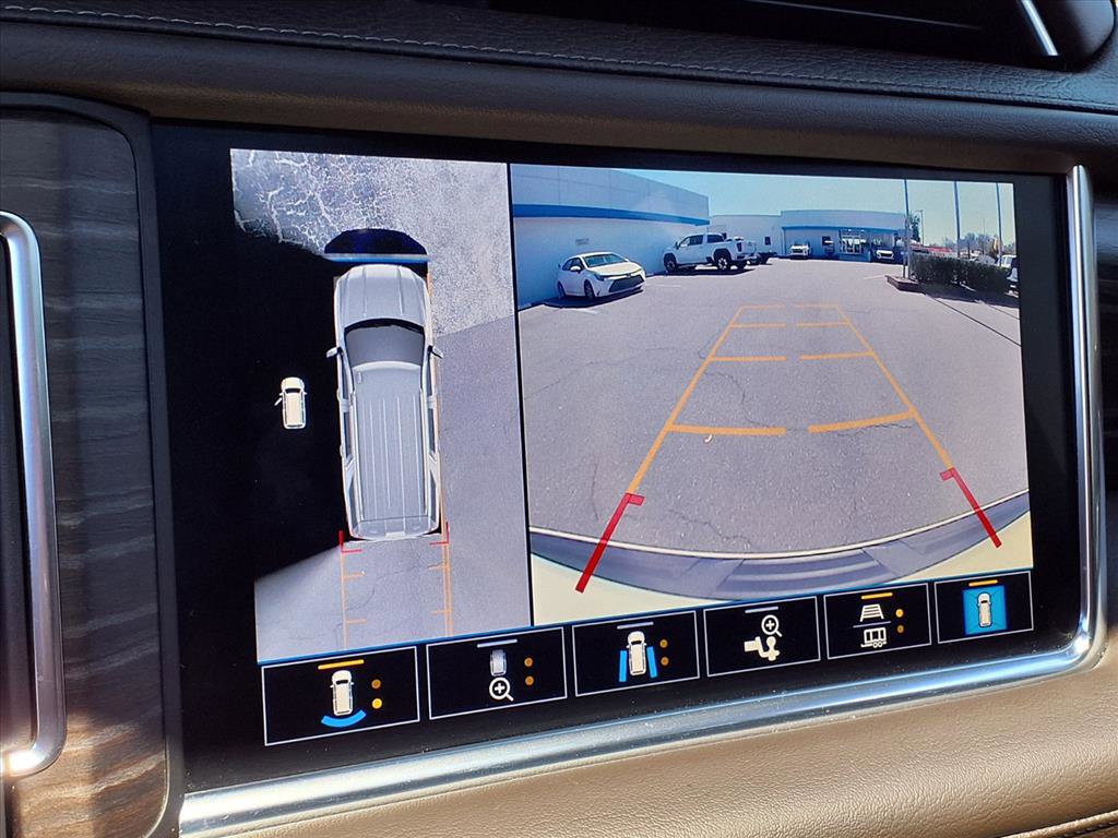 Used 2021 GMC Yukon XL Denali image 12