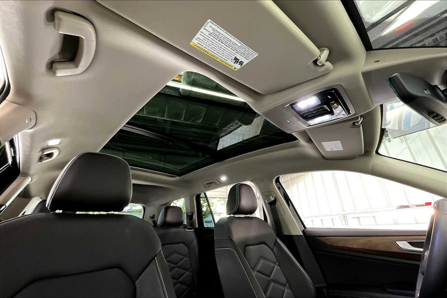 New 2026 Volkswagen Atlas SE image 29