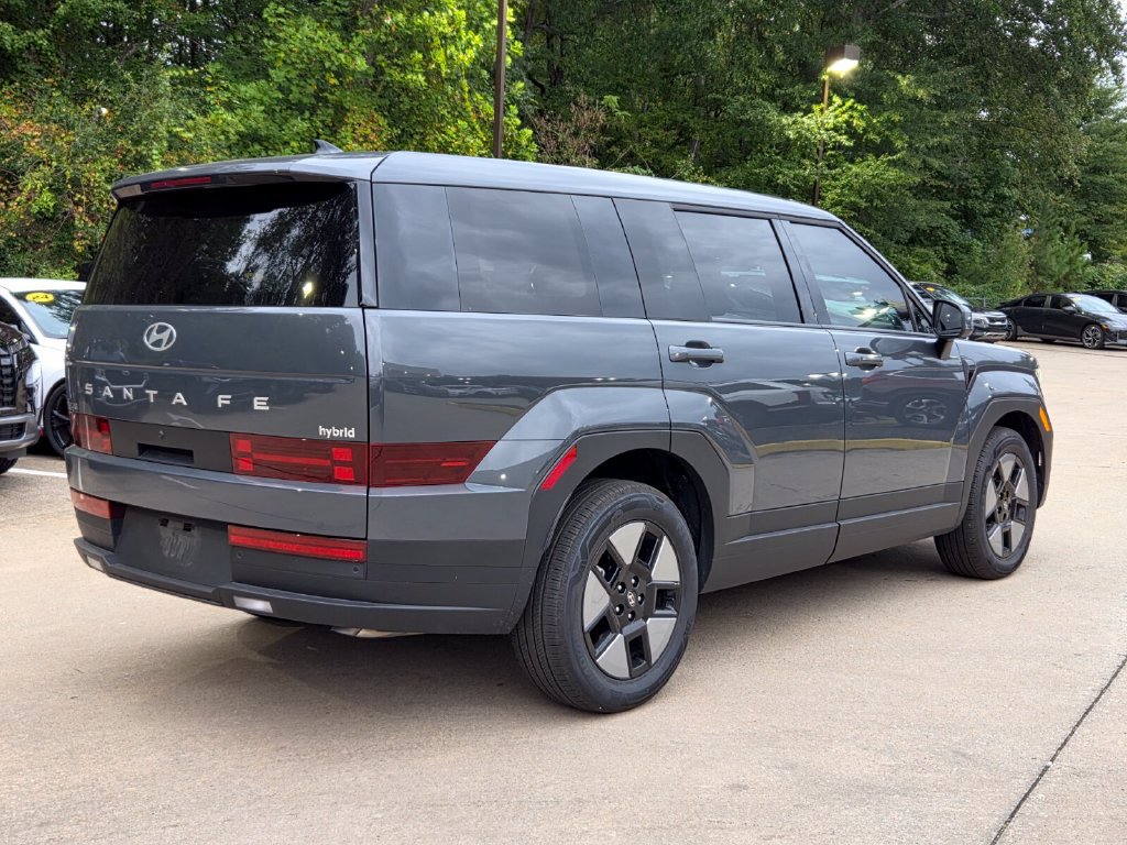 Used 2026 Hyundai Santa Fe SE FWD image 19