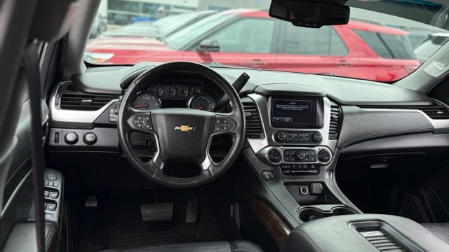 Used 2017 Chevrolet Tahoe LT w/ Luxury Package AWD/4WD image 5