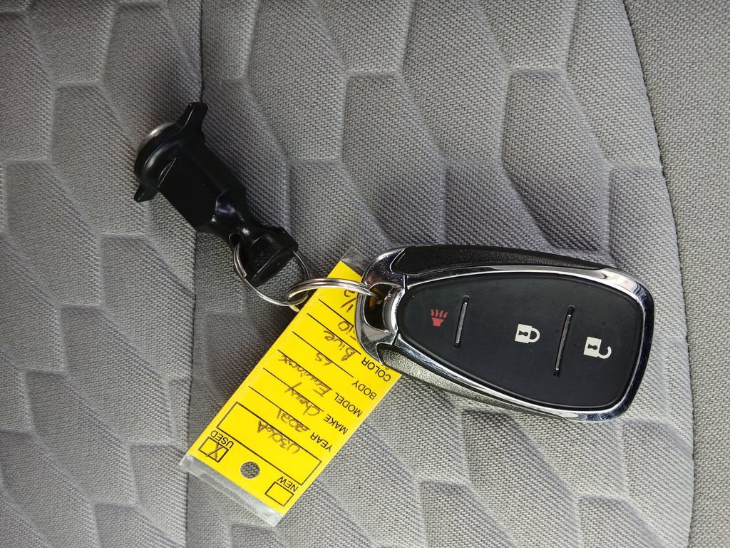 Used 2021 Chevrolet Equinox LS AWD/4WD image 27