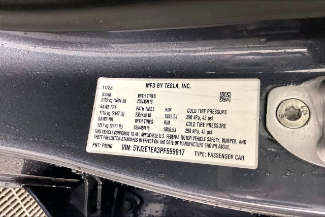 Used 2023 Tesla Model 3 Standard Range RWD image 14