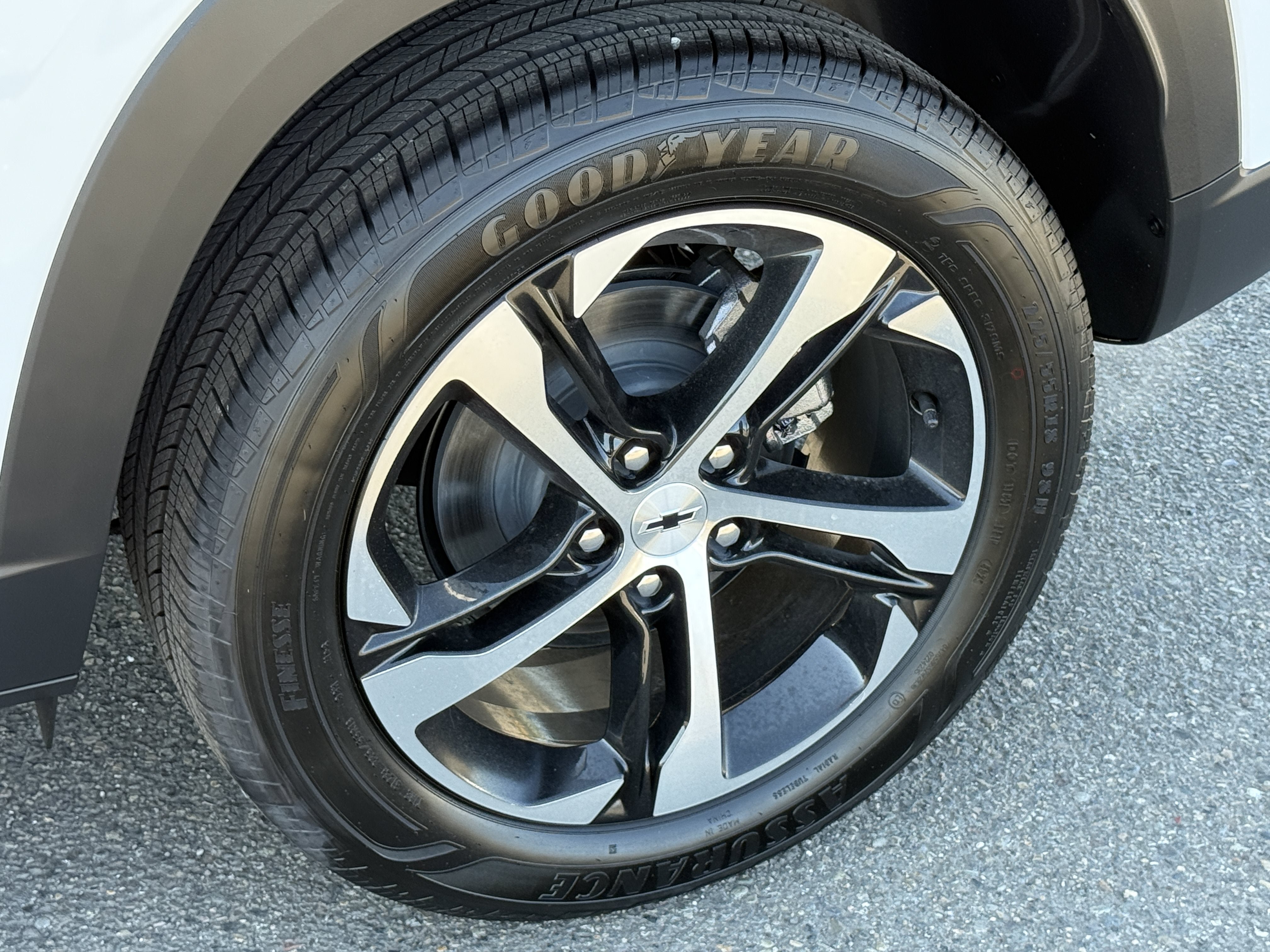New 2026 Chevrolet Trax RS w/ Driver Confidence Package FWD image 29