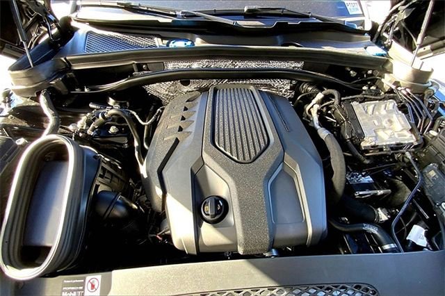 Certified 2026 Porsche Macan AWD/4WD image 37