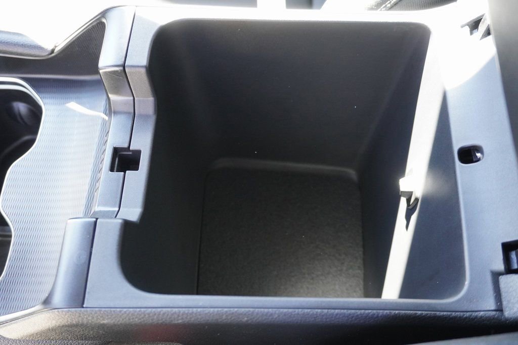 Used 2024 Jeep Grand Cherokee Laredo image 22