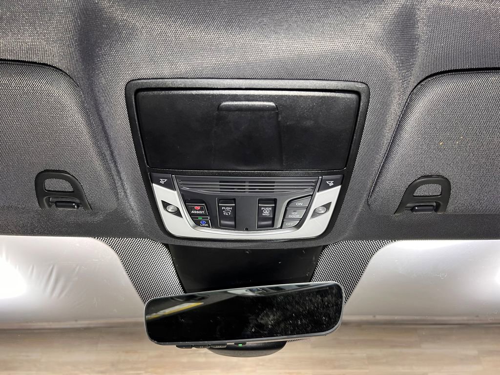 Used 2023 Acura MDX Type S image 16