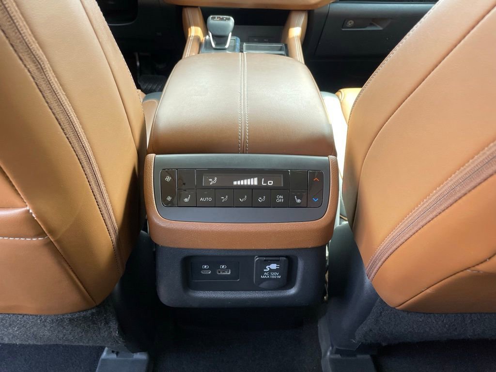 Certified 2023 Nissan Pathfinder Platinum image 21