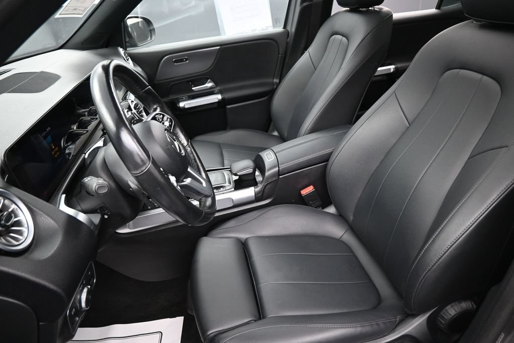 Used 2022 Mercedes-Benz EQB 350 4MATIC image 26