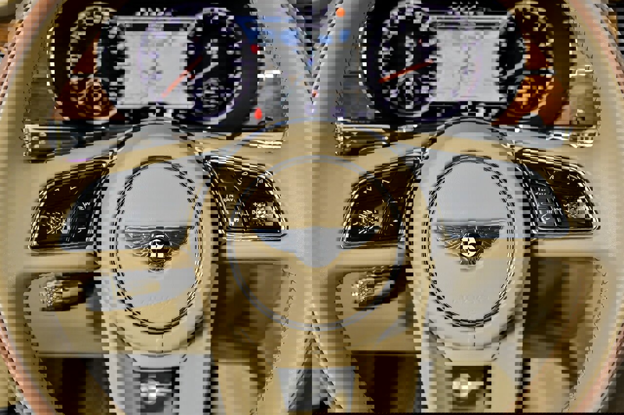 Used 2021 Bentley Continental GT image 34