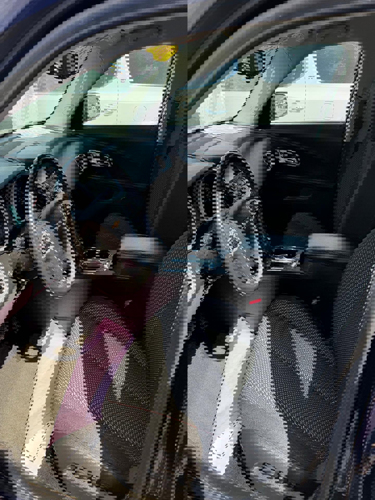 Used 2017 Chevrolet Equinox LT w/ Convenience Package image 3