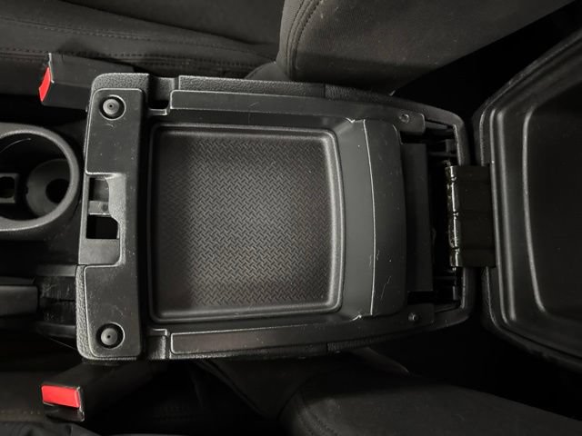 Used 2015 Jeep Wrangler Unlimited Sport AWD/4WD image 36
