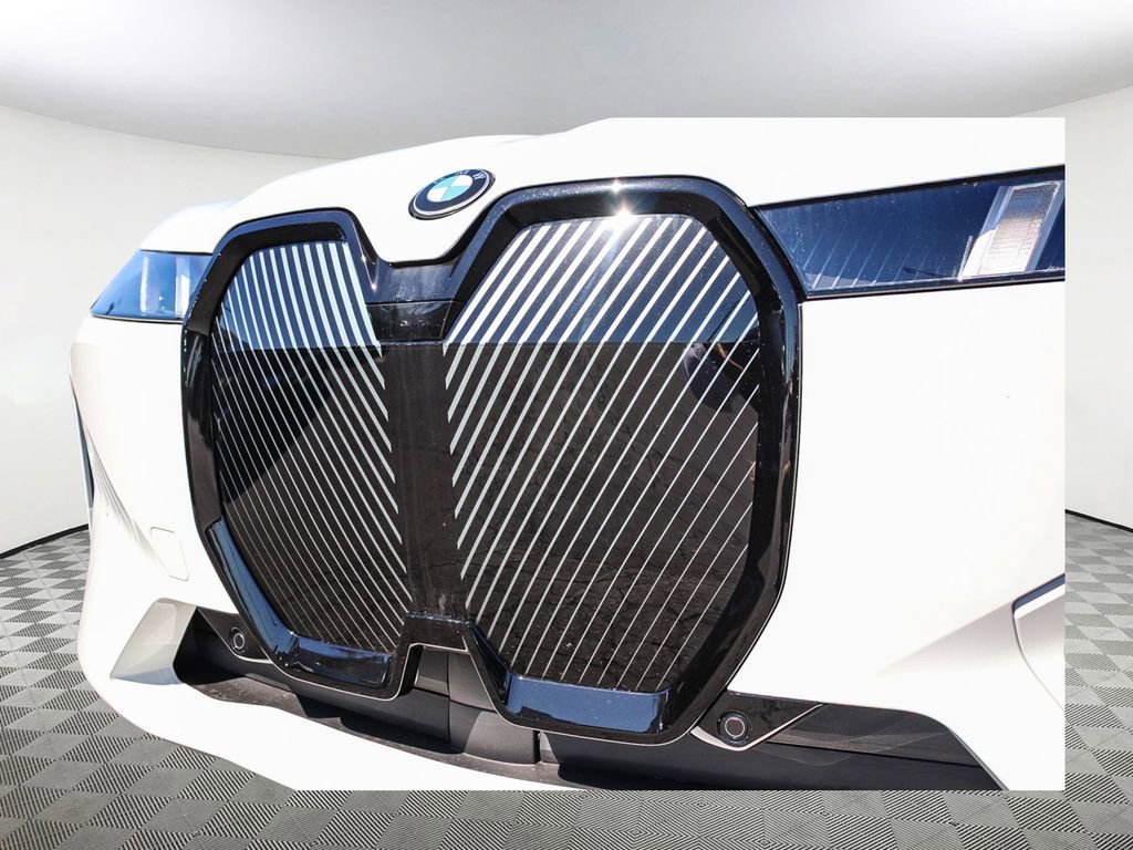 New 2026 BMW iX xDrive45 image 5