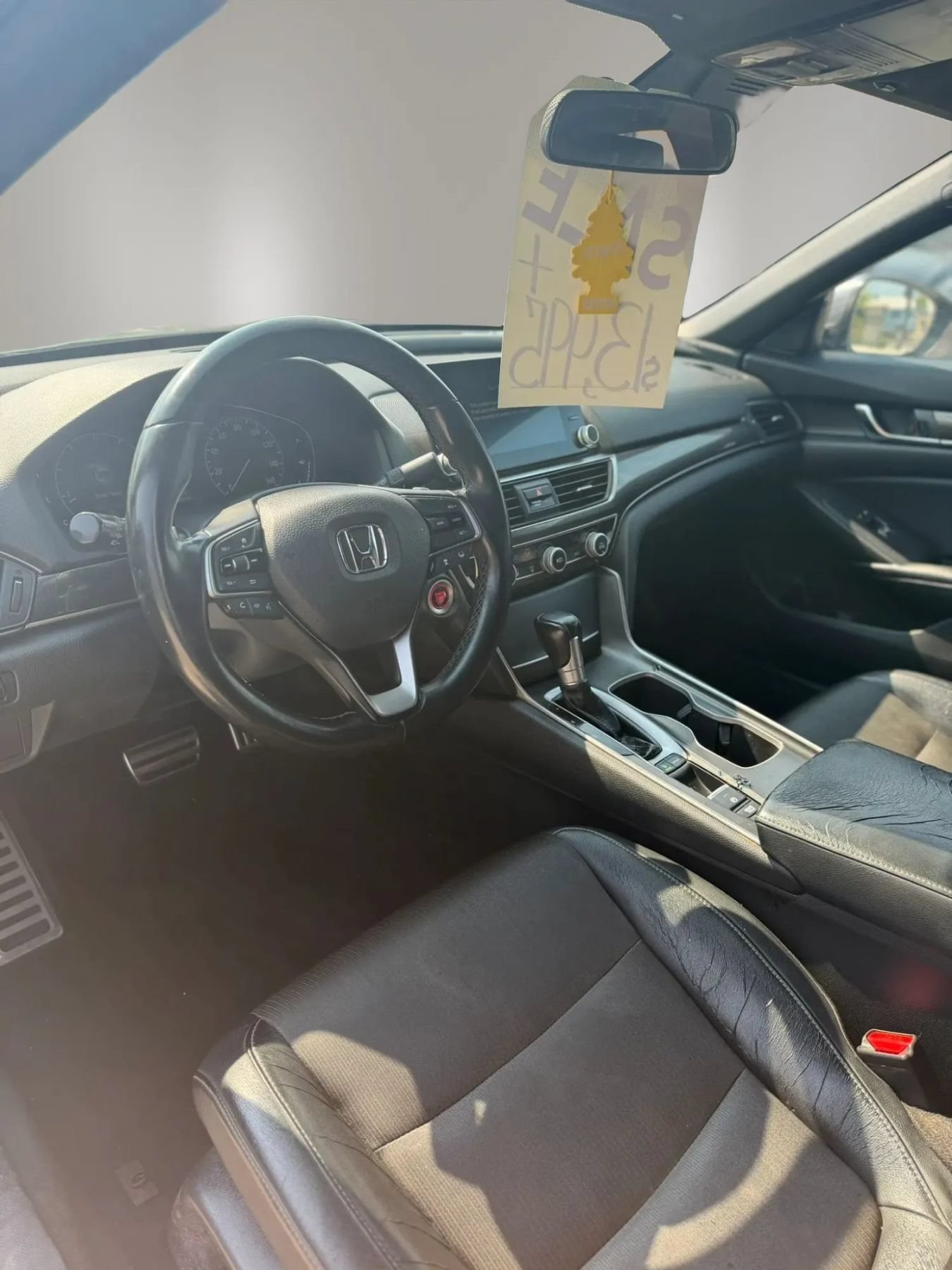 Used 2018 Honda Accord Sport image 10