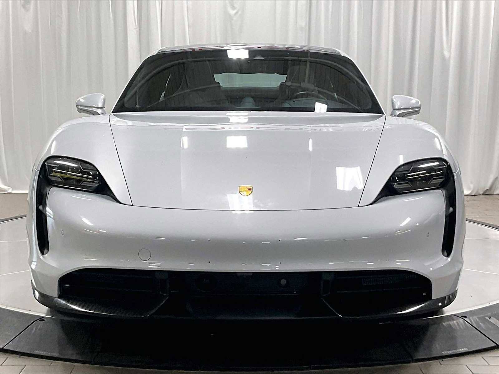 Used 2022 Porsche Taycan Turbo S image 13