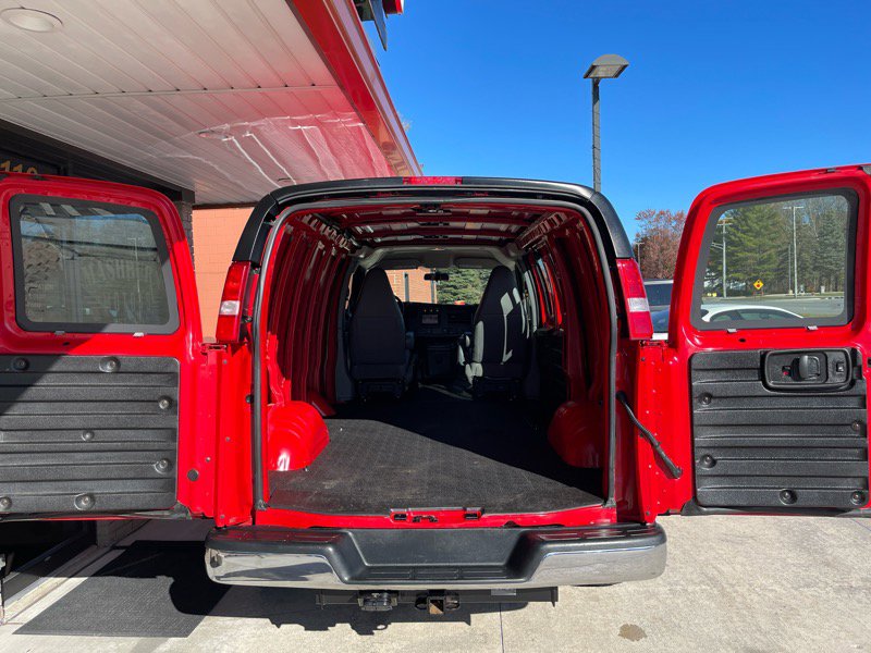 Used 2019 GMC Savana 2500 w/ Enhanced Convenience Package image 44