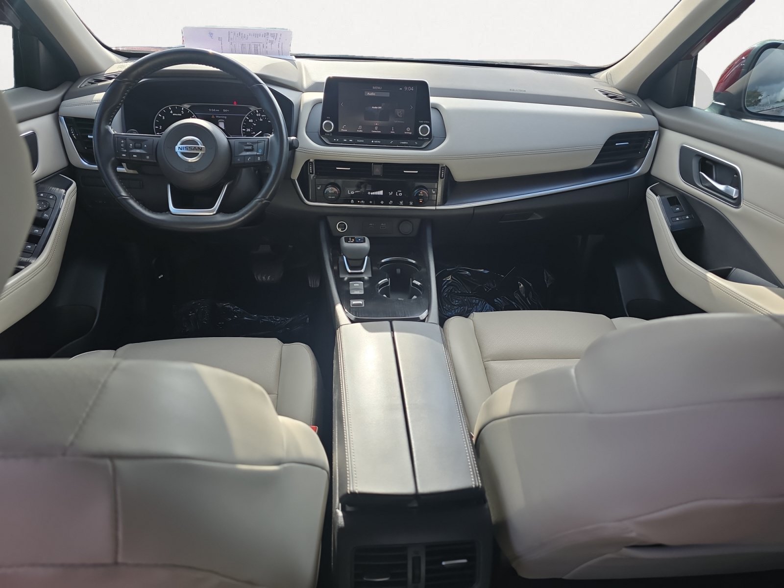Used 2021 Nissan Rogue SV w/ Premium Package FWD image 3