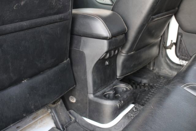 Used 2016 Jeep Wrangler Unlimited Sport image 19