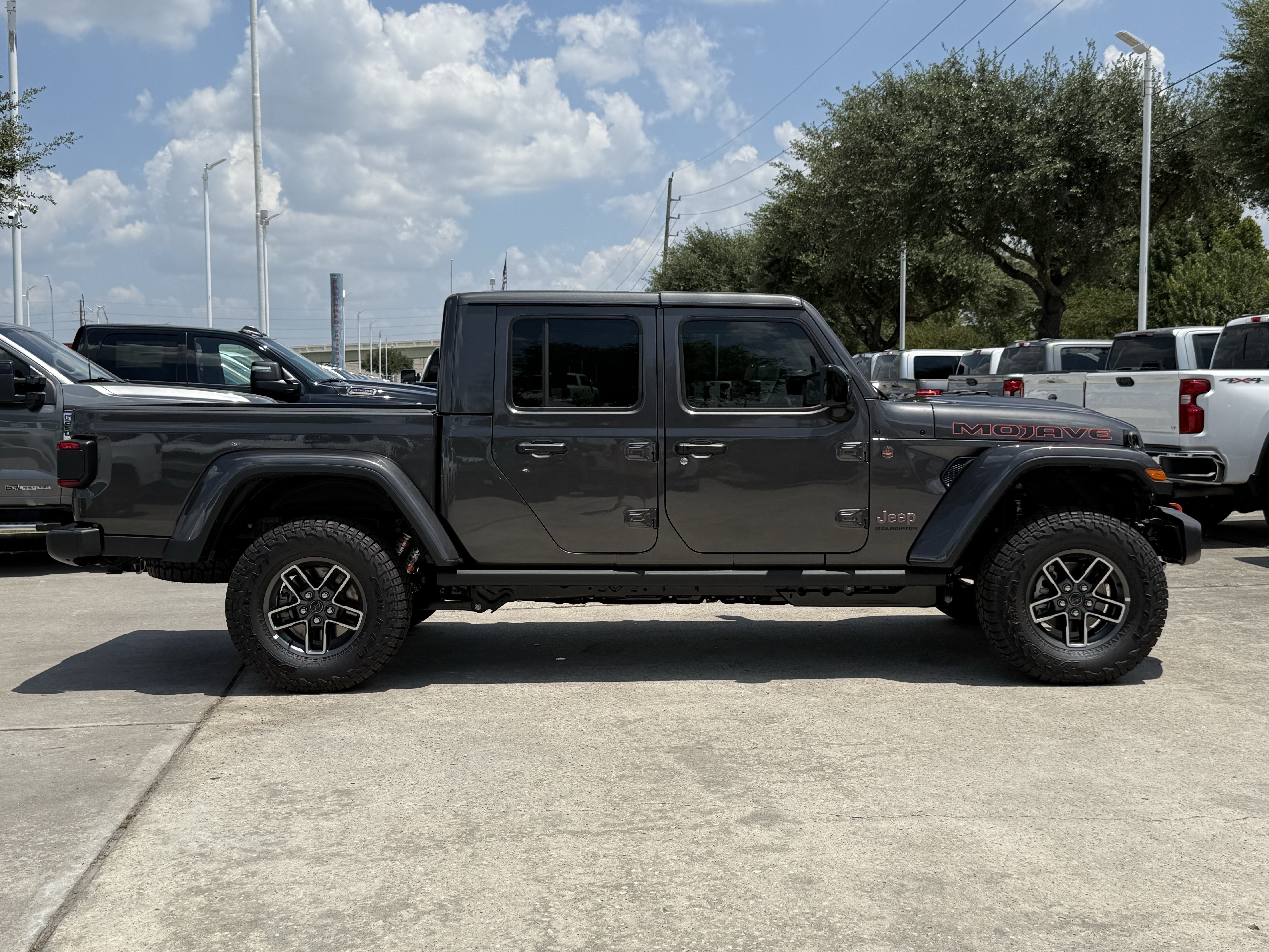 New 2026 Jeep Gladiator Mojave AWD/4WD image 3