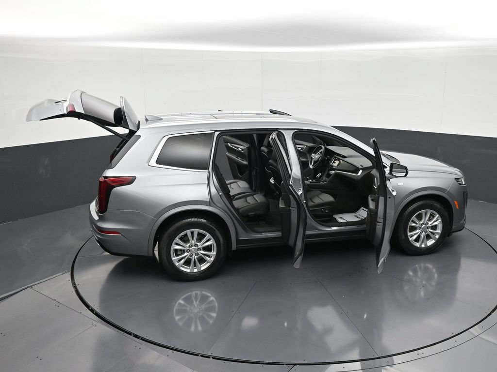 Certified 2024 Cadillac XT6 Luxury FWD image 36
