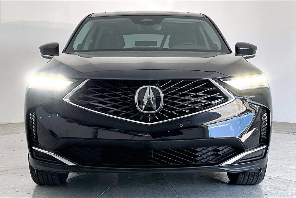 Certified 2026 Acura MDX w/ Technology Package FWD image 3