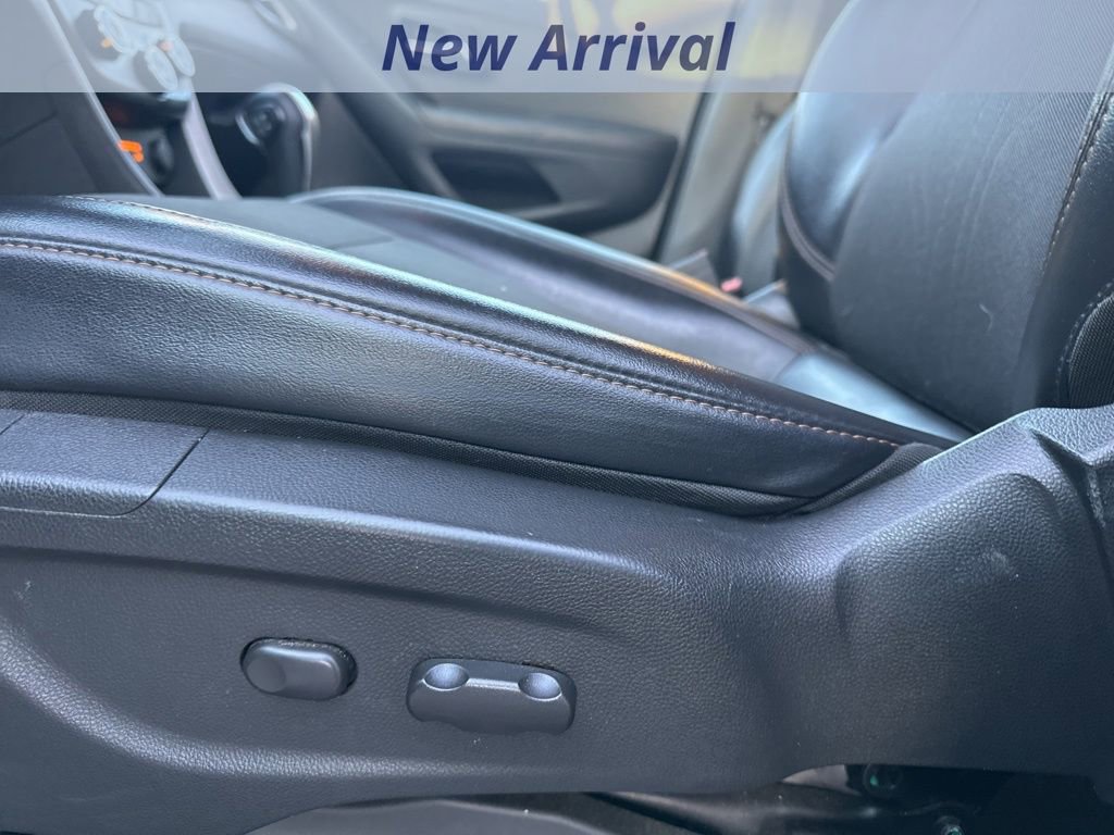 Used 2019 Chevrolet Trax LT w/ LT Convenience Package image 10