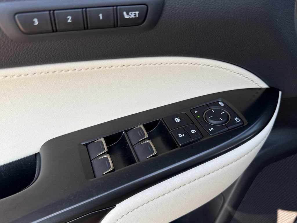 Certified 2025 Lexus NX 450h+ AWD w/ Accessory Package (2T) image 14