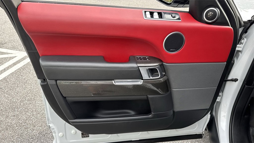 Used 2021 Land Rover Range Rover Sport SVR image 40