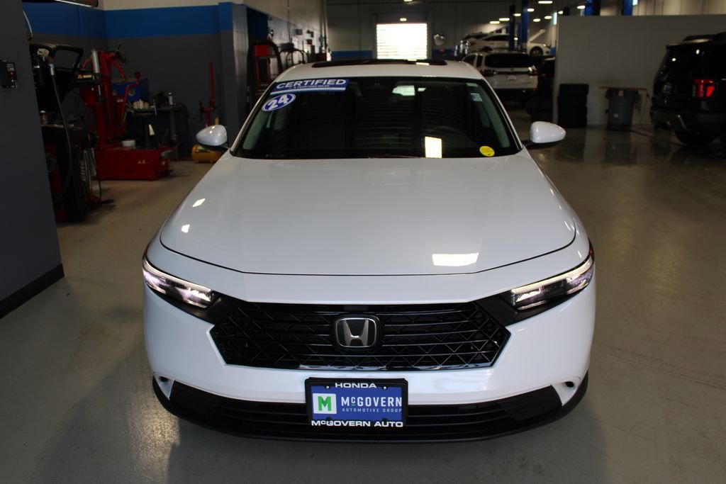 Used 2024 Honda Accord EX image 3