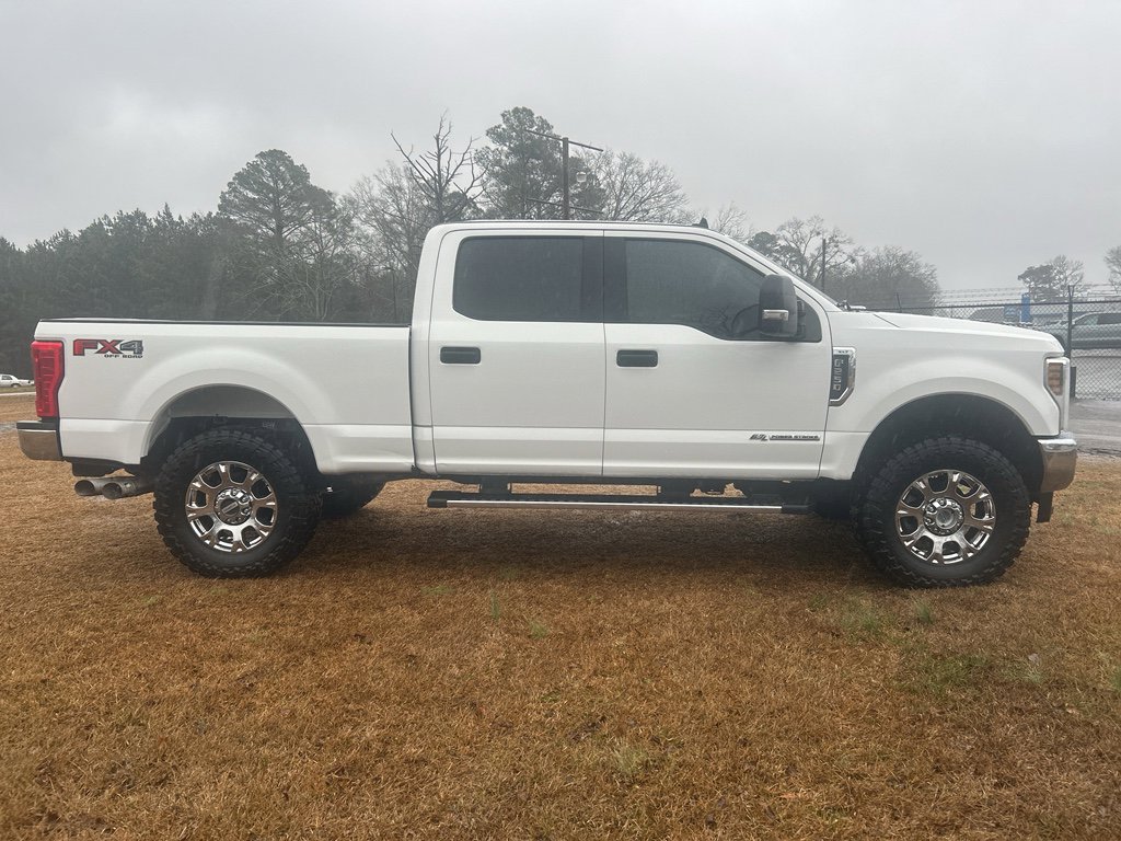 Used 2019 Ford F250 XLT w/ XLT Value Package image 9