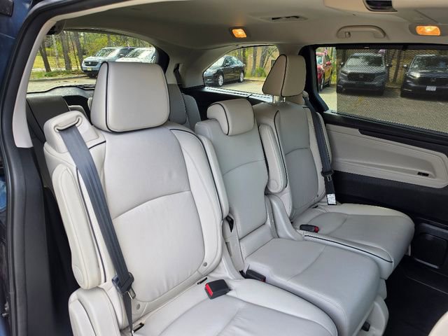 Used 2025 Honda Odyssey Touring image 16