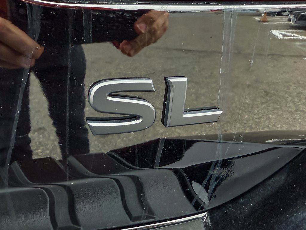 Certified 2022 Nissan Armada SL w/ Midnight Edition Package image 9