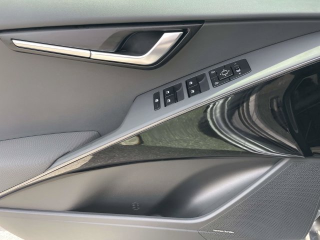 New 2026 Kia Niro EX w/ EX Premium Package FWD image 20