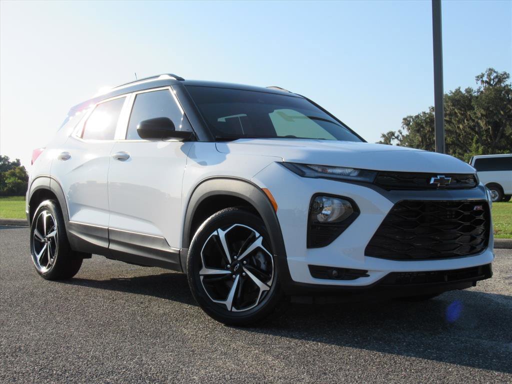 Used 2023 Chevrolet TrailBlazer RS w/ Sun and Liftgate Package