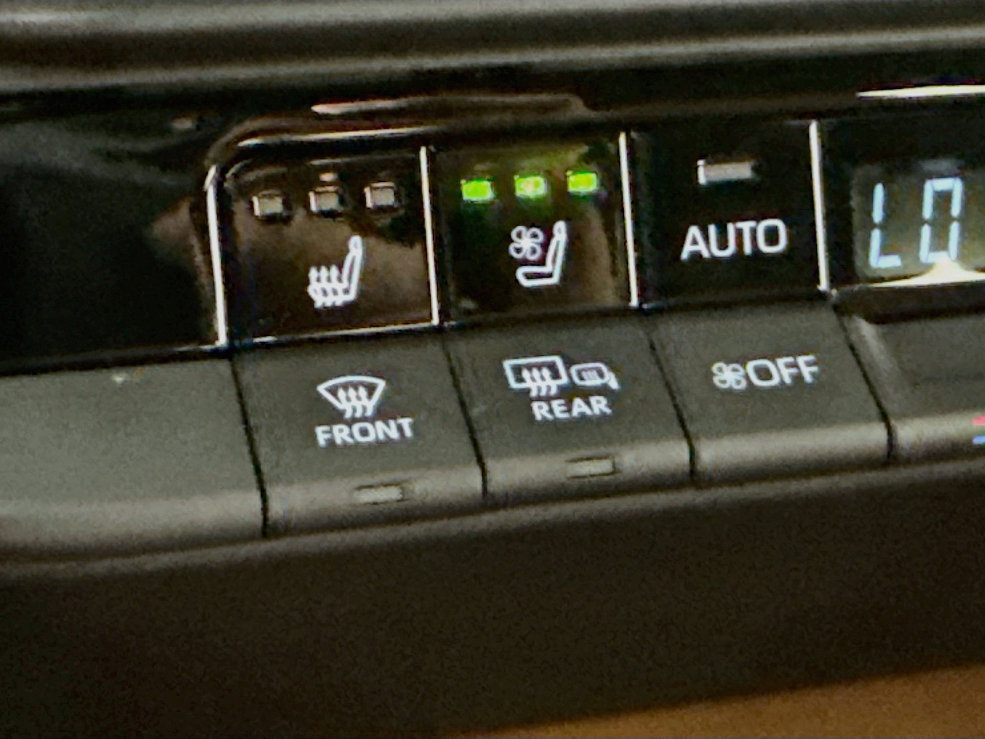 Used 2025 Toyota Crown Signia w/ Advanced Technology Package AWD/4WD image 24