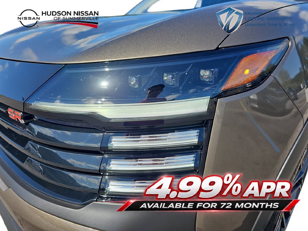 Used 2026 Nissan Kicks SR w/ SR Premium Package FWD image 33
