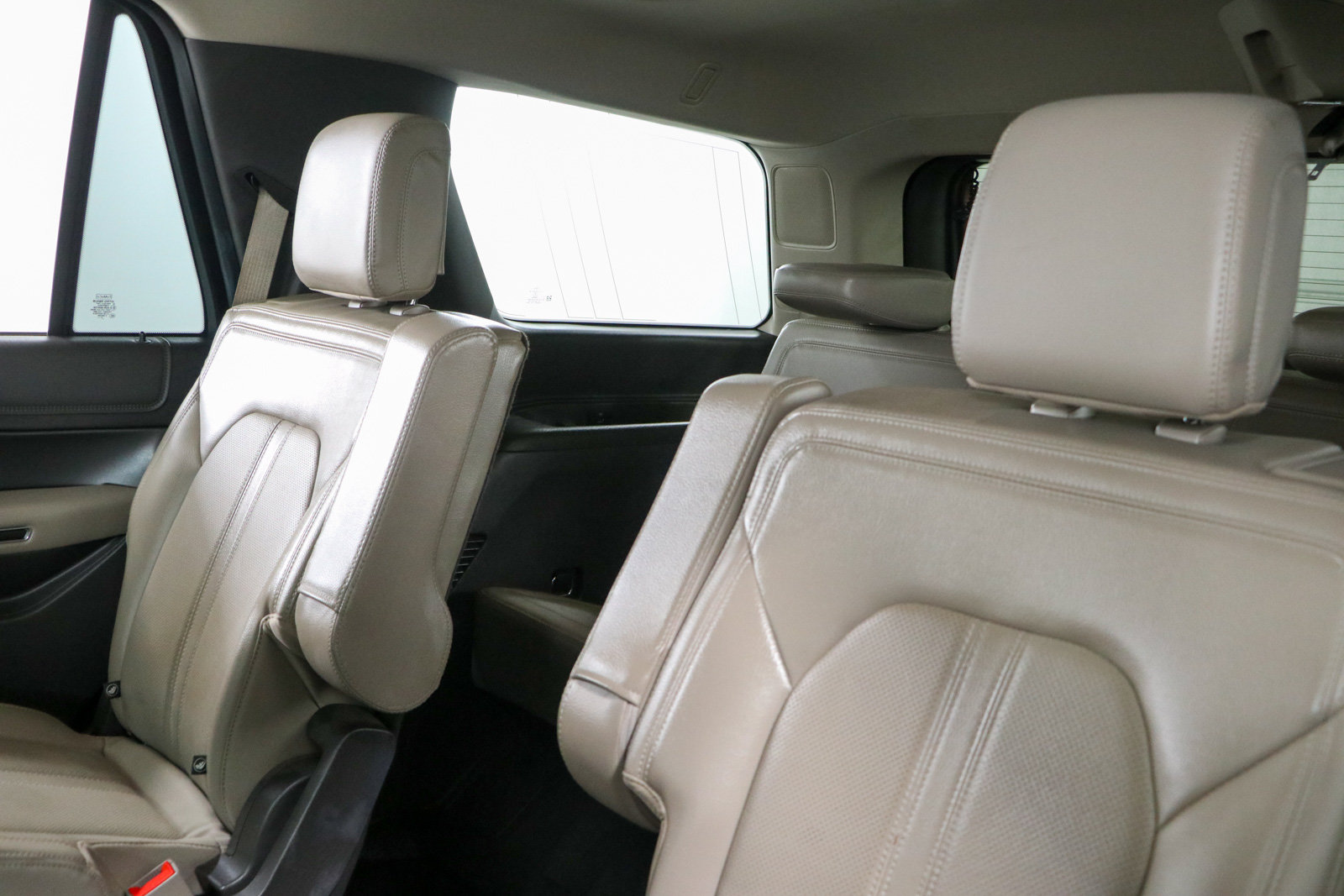 Used 2021 Ford Expedition Limited AWD/4WD image 26