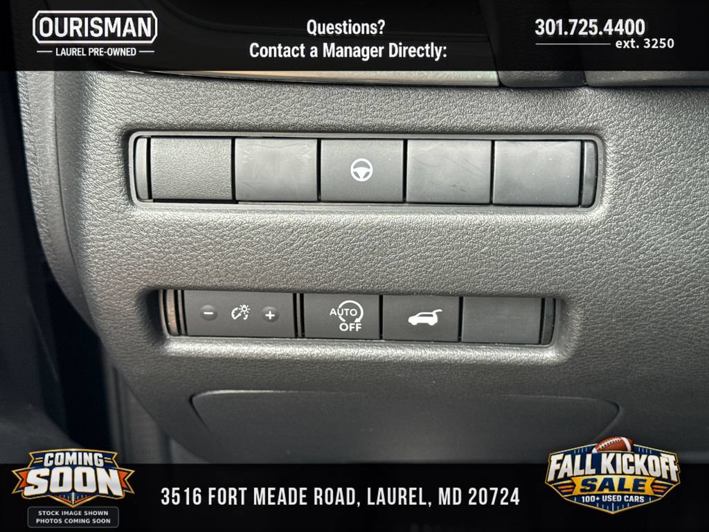 Used 2025 Nissan Rogue SV AWD/4WD image 28