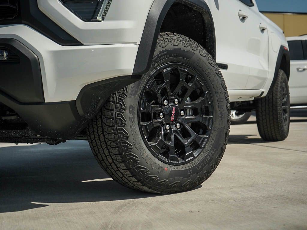 New 2026 GMC Canyon Elevation w/ Convenience Package AWD/4WD image 6